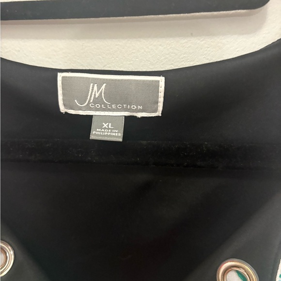 JM Collection Black Dress with Button Accents - Picture 4 of 8